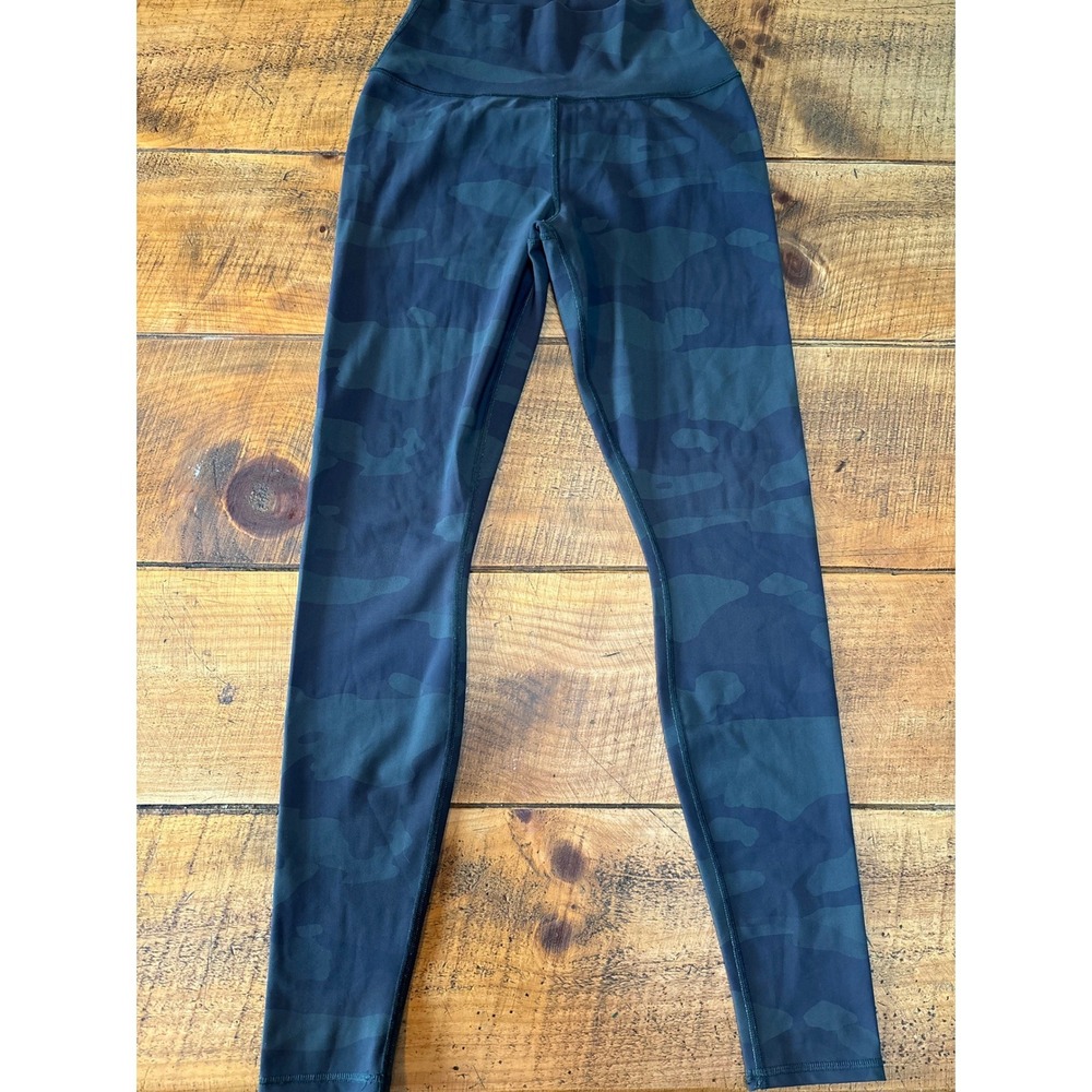 Alo Yoga Womens High-Waisted Camo Vapor Green Black Leggings Stretch Size Medium
